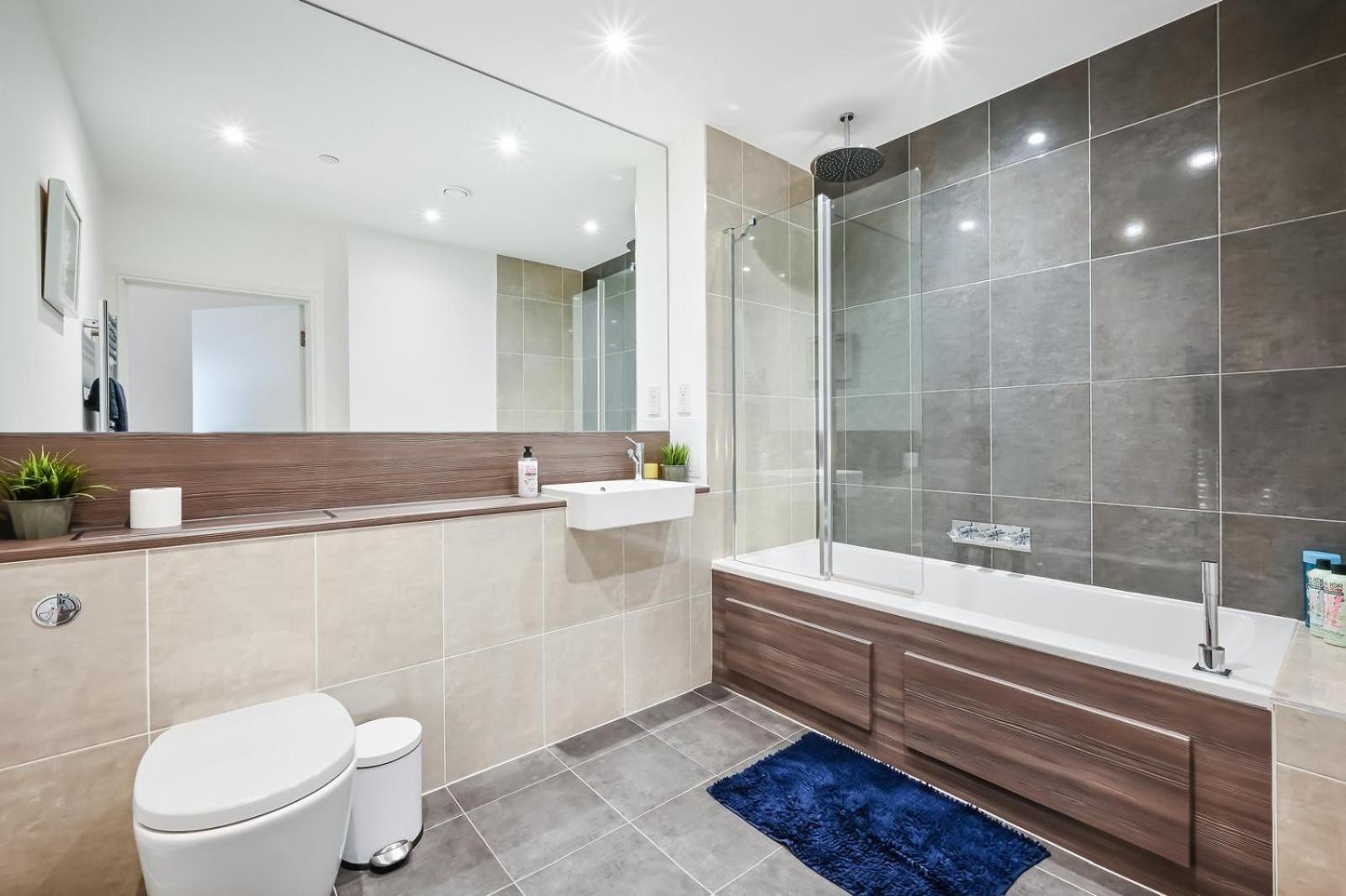 Central Luxury 2 Bed Apartment لندن المظهر الخارجي الصورة